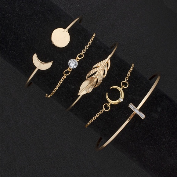 Dainty Preppy Boho Gold 5 pc Bracelet Set - Picture 2 of 4